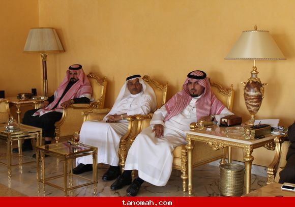 زيارة وفد الجمعية الخيرية بتنومة لرجل الاعمال علي بن سليمان