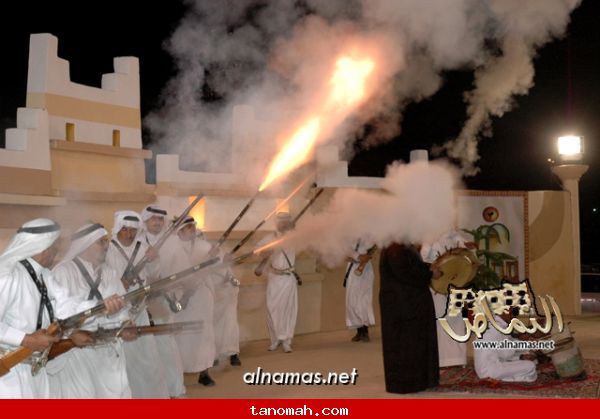 مشاركة فرقة رجال الحجر بمهرجان محايل السياحي الشتوي - تصوير صقر الظهارة 11