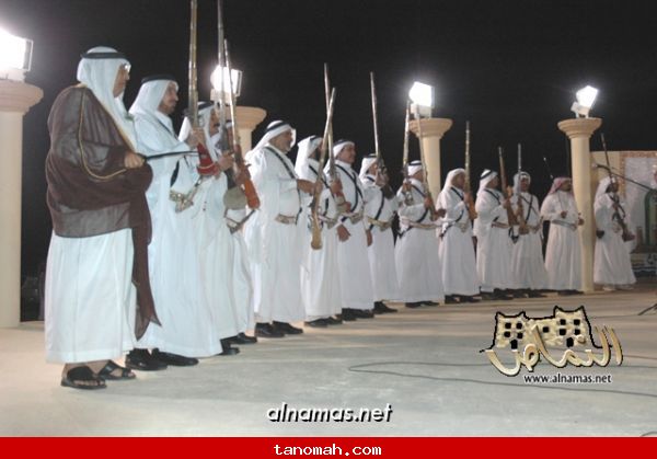 مشاركة فرقة رجال الحجر بمهرجان محايل السياحي الشتوي - تصوير صقر الظهارة 14