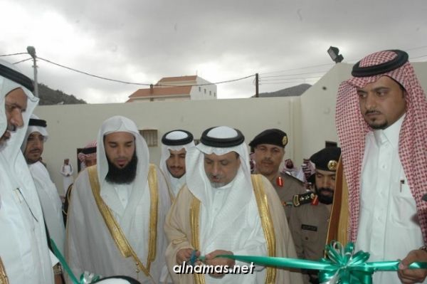 تقرير مصور لتدشين سعادة محافظ النماص لمركز وادي زيد شمال النماص  - تصوير صقر الظهارة