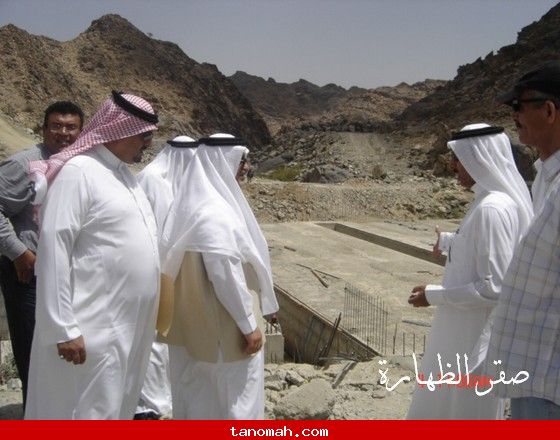 محافظ النماص يتفقد مشروع سد وادي ترج وبدوة - صقر الظهارة