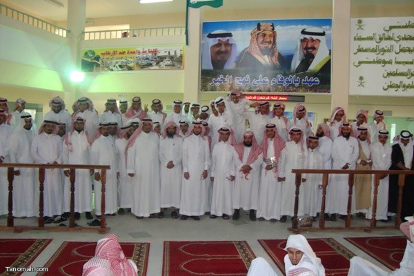 حفل توديع الطلاب الخريجين بثانوية الملك فهد