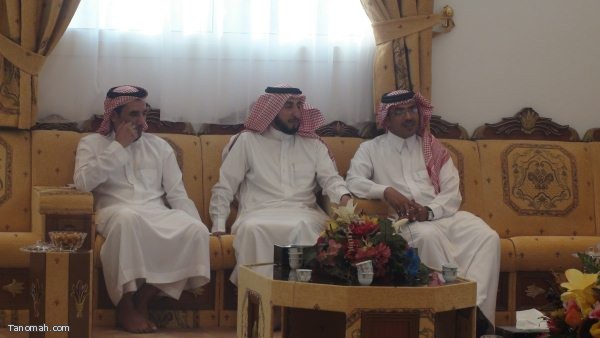 زيارة وفد نادي الملك عبدالله الصيفي لرجل الأعمال سعيد العسيري