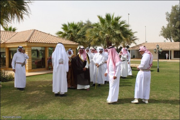 صورمن إحتفال بعض أبناء قبيلة بني شهر في مدينة الرياض بمناسبة عودة الملك حفظه الله وبث عبر قناة MBC   (تصوير عبدالله غرمان)