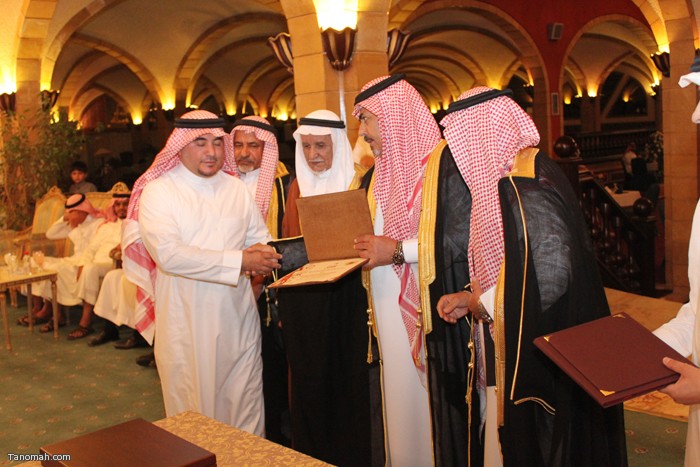 حفل أسرة الجحني لتكريم المتميزين بحضور أمين جامعه نايف العربية للعلوم الأمنية الدكتور عبدالرحمن بن ابراهيم الشاعر بنادي ضباط القوات المسلحة بمدينه الرياض حفل أسرة الجحني لتكريم المتميزين بحضور أمين جامعه نايف العربية للعلوم الأمنية الدكتور عبدالرحمن بن ابراهيم الشاعر بنادي ضباط القوات المسلحة بمدينه الرياض