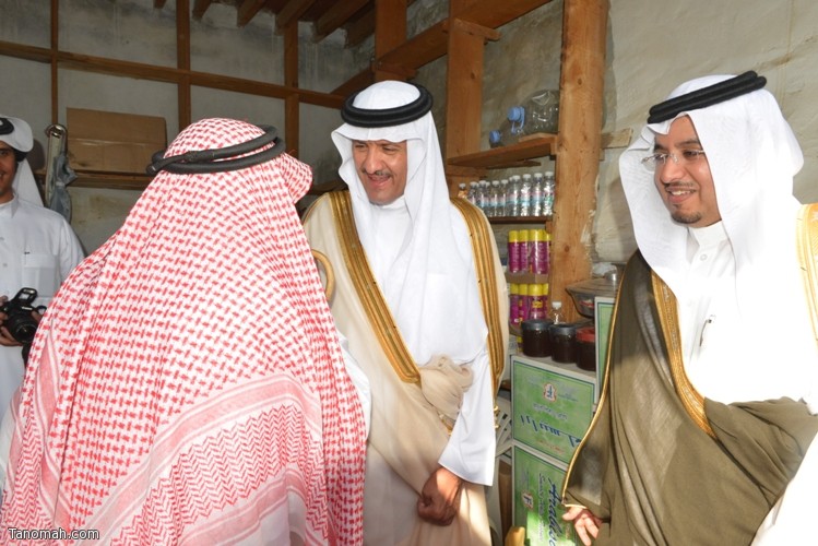 زيارة سمو الأمير سلطان بن سلمان رئيس هيئة السياحة والأثار لمحافظة تنومة 48