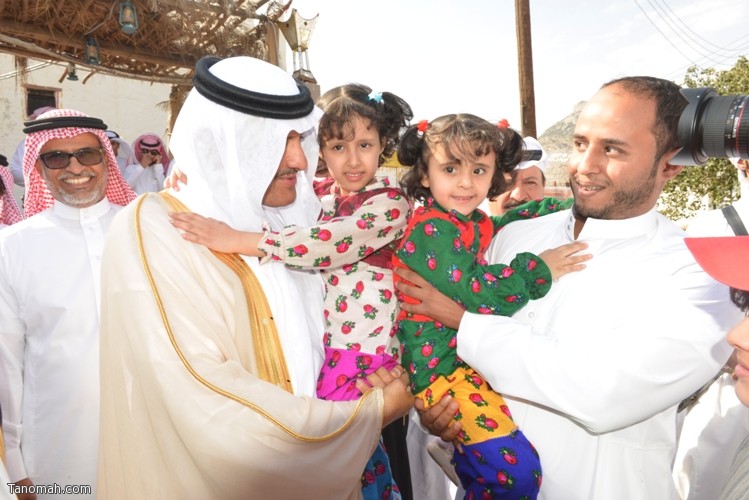 زيارة سمو الأمير سلطان بن سلمان رئيس هيئة السياحة والأثار لمحافظة تنومة 59