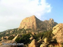 علو جبل بعطان الشاهق وكبر مساحته أثار قريحة الشعراء