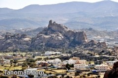 قصة مصورة : تنومة .. مدينة تعيش تحت الغابات وتشرب من شلال طبيعي