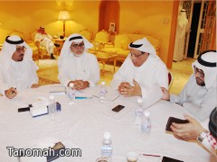 لجنة الأهالي تعقد اجتماعها بمدينة الرياض