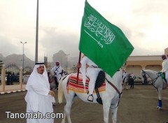 محافظ تنومة يرعى انطلاقة "  المسيرة الثانية للخيل "