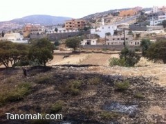 مدني بني عمرو يخمد حريقاً بإحدى القرى
