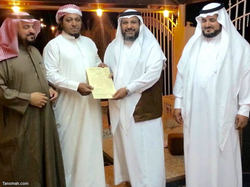 آل غصّاب يكرّم منسوبيّ مكتب تعليم بني عمرو آل غصّاب يكرّم منسوبيّ مكتب تعليم بني عمرو