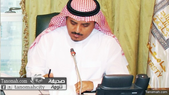 مدير جامعة الملك خالد يوقع عقود عددمن المشاريع تشمل كليات تنومة
