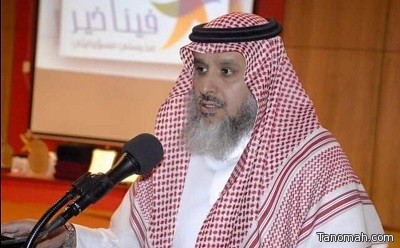 آل قاسم يعتمد نتائج المدارس الفائزة في برنامج فينا خير
