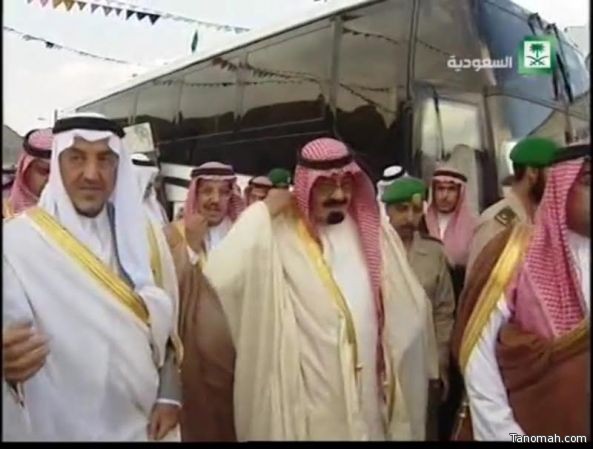 فيديو نادر لزيارة الملك عبدالله "رحمه الله" لتنومة عندما كان ولياً للعهد