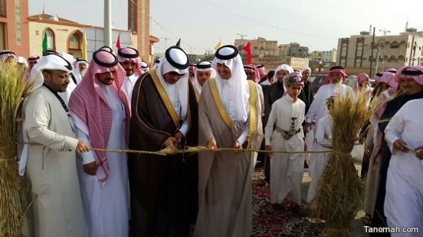 "العمرة" و"الشهري" يفتتحان مهرجان البر الأسمري الأول