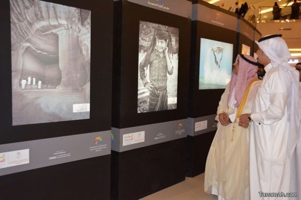 وكيل إمارة عسير يفتتح معرض ألوان السعودية