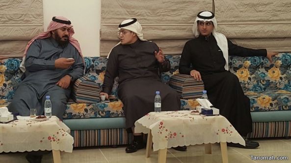 ال دحمان: مأدبة عشاء للشيخ فهد بن عاطف بأبها.