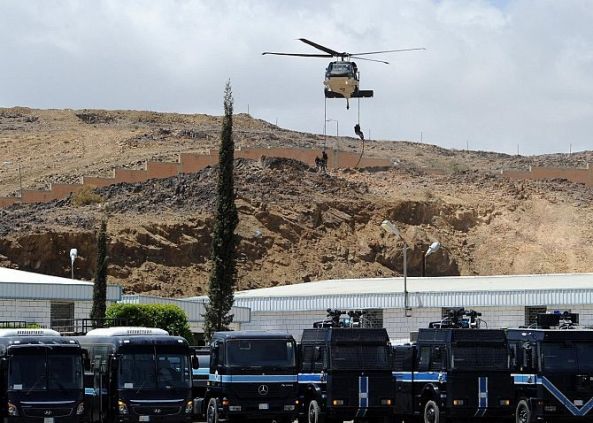 قوات الأفواج الأمنية تباشر مهامها في حرب العصابات بالمناطق الجبلية الحدودية