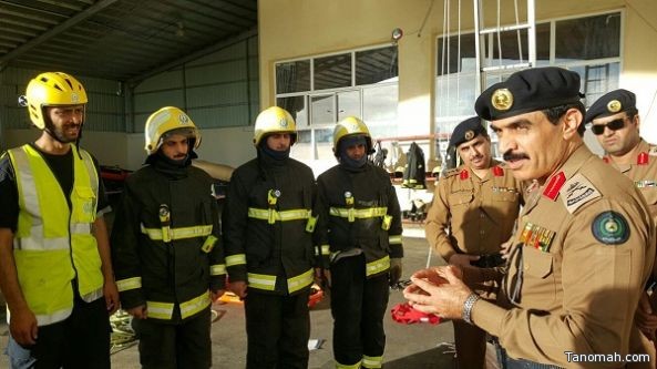 مدير الدفاع المدني بعسير يتفقد سير العمل بإدارة الدفاع المدني بأحد رفيده