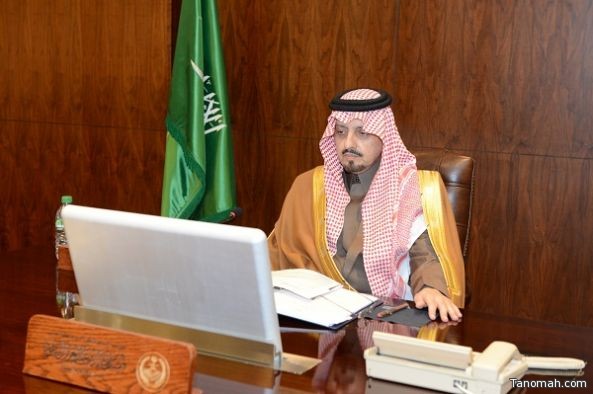 الأمير فيصل بن خالد يترأس مجلس المنطقة