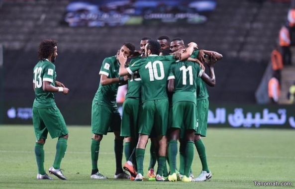 الأخضر والأبيض الإماراتي يتأهلان آسيويا بعد تعادلهما إيجابيا