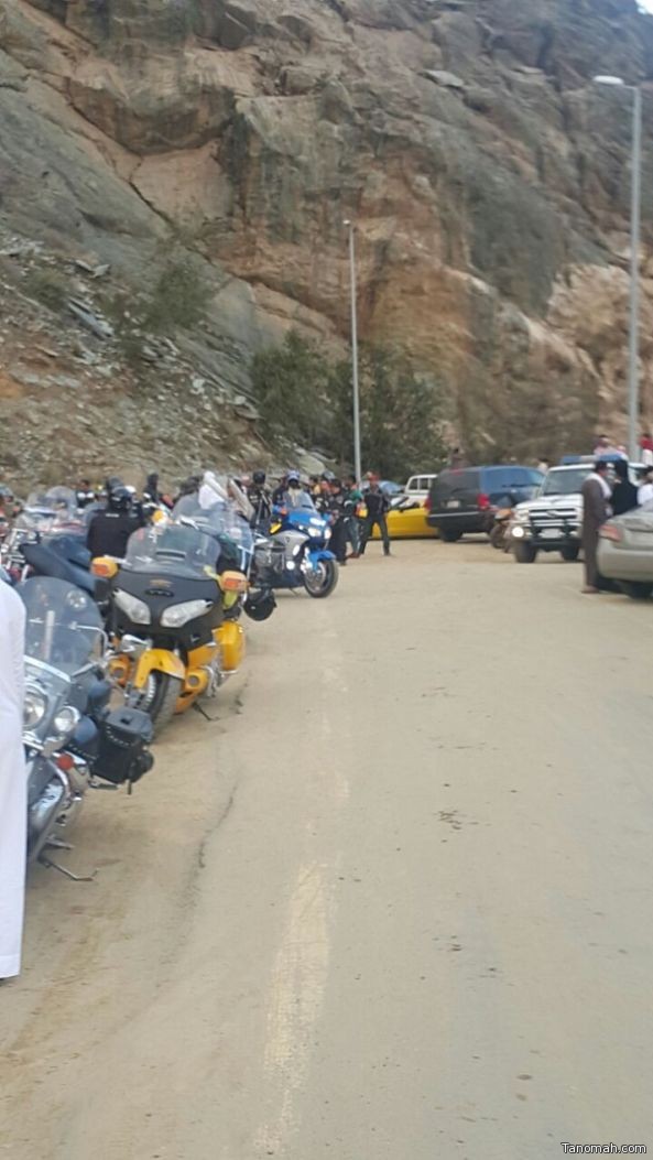 فريق من قائدي الدراجات النارية يزور #تنومة