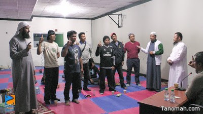 اسلام 6 فلبينيين في برنامج دعوي ترفيهي بتنومة