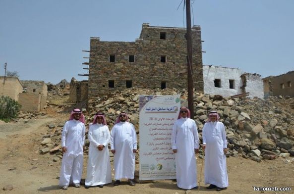 بالصور.. مدير عام السياحة يقف على متطلبات ٤ قرى ضمن مشروع " إعمار الديار "