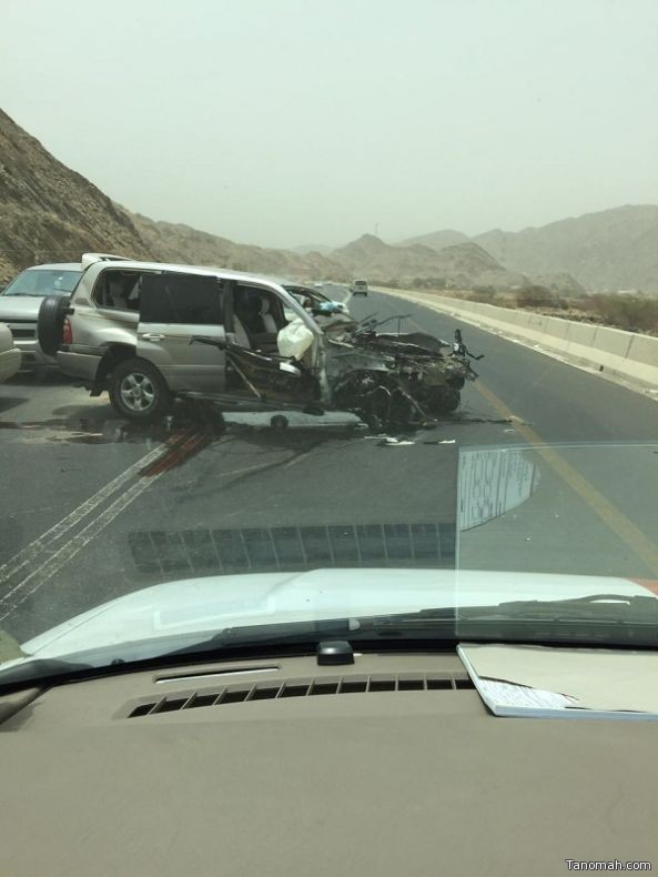 #حادث بين ست سيارات في #مربه يخلف ٤ إصابات و٤ وفيات
