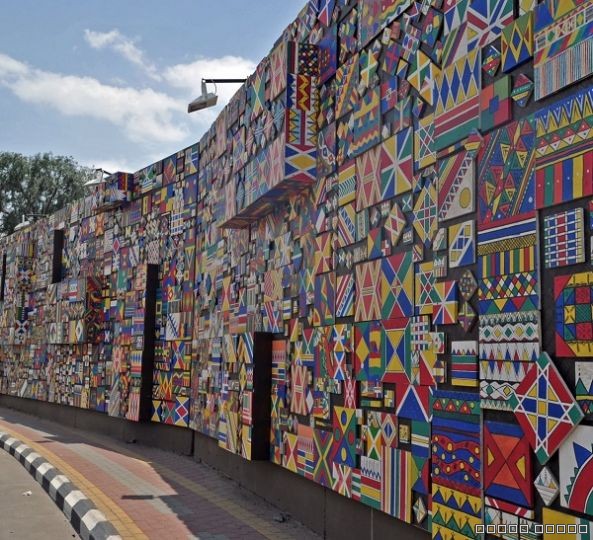 " الجداريات " بصمة فنية تملأ شوارع أبها بروح الفن والأصالة