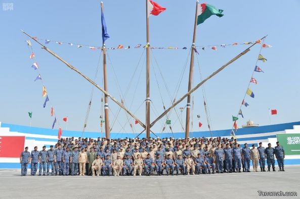 وصول سفن القوات البحرية السعودية وقوات الأمن البحرية الخاصة إلى ميناء قاعدة سلمان البحرية بالبحرين