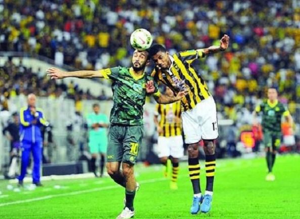 النصر والاتحاد يطالبان بطاقم تحكيم أجنبي لإدارة نهائي كأس ولي العهد