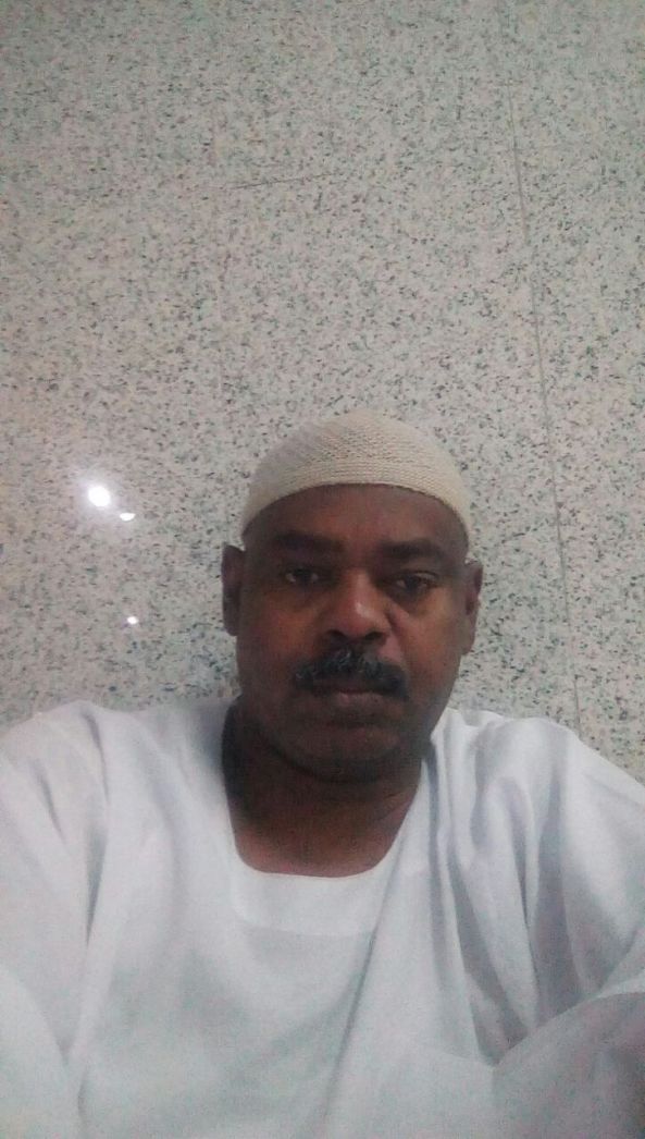 مقيم سوداني يشيد بمستشفى #تنومة ويشكر العاملين فيه