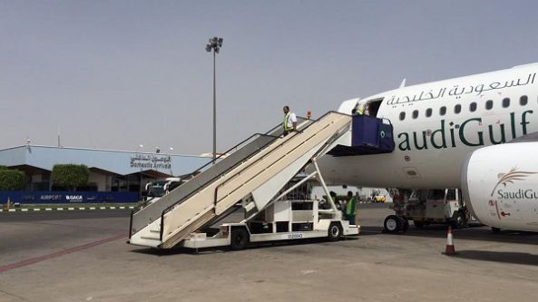 مطار أبها يحتفي بأولى رحلات طيران الخطوط السعودية الخليجية