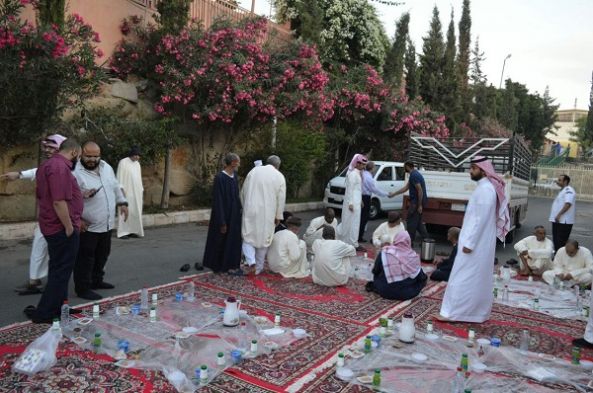 حفل إفطار رمضاني لنزلاء "نفسية أبها"