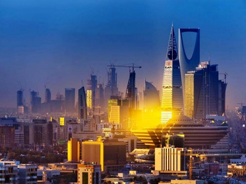 "التايمز": السعودية تسعى إلى صدارة اقتصادات العالم