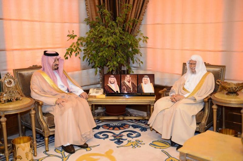 أمير عسير يستقبل معالي الشيخ عبدالله التركي أمير عسير يستقبل معالي الشيخ عبدالله التركي