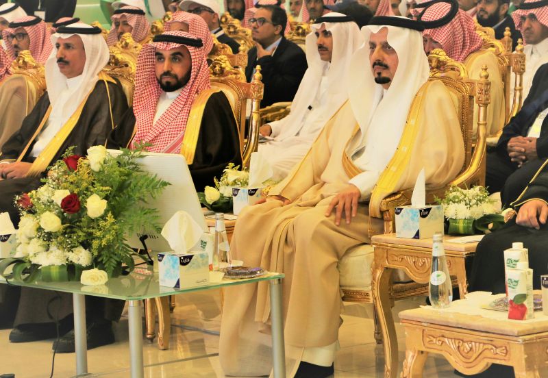 أمير عسير يطلق برنامج الأمير منصور بن مقرن للحفاظ على البيئة وسلامتها