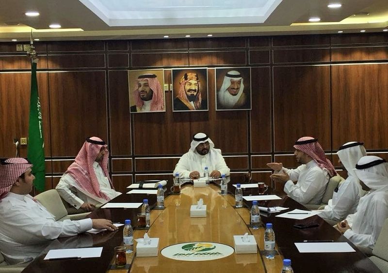 اللجنة العقارية بغرفة أبها تلتقي مع  المعهد العقاري السعودي