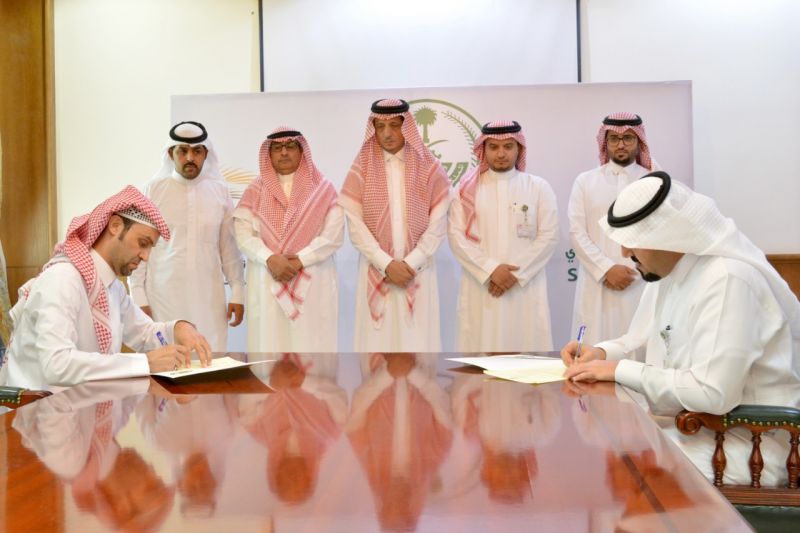 البريد السعودي بعسير يوقع اتفاقية لمهرجان صفري بيشة