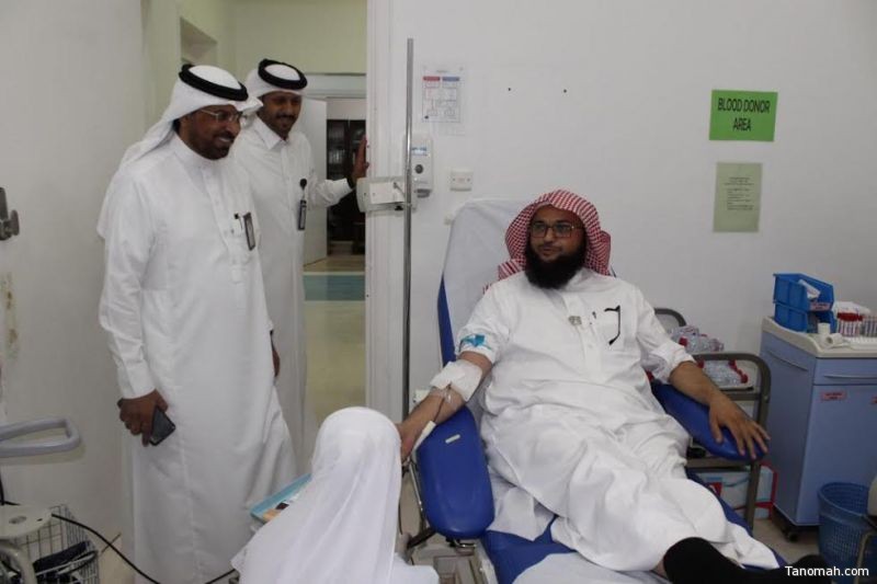 جامعة الملك خالد تنظم حملة للتبرع بالدم للمرابطين بالحد الجنوبي