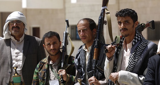 الحوثي" يلجأ الى الجواسيس لمواجهة سخط مؤيديه