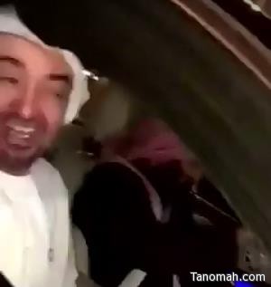 ولي العهد يقود سيارته وبجانبه الشيخ محمد بن زايد يتفقدان "فورمولا إي الدرعية"