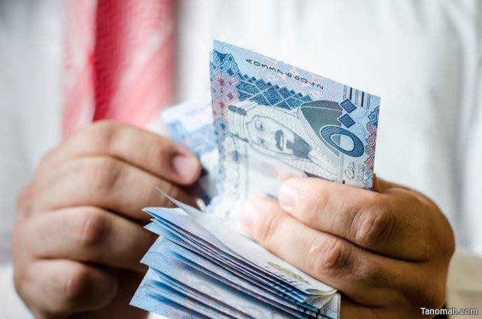 إيداع 392 مليوناً في حسابات مستفيدي "حافز" وإلحاق 3 آلاف سعودياً بسوق العمل خلال شهر