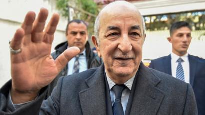 الرئيس الجزائري يصل المملكة في زيارة رسمية