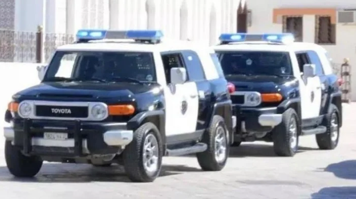 شرطة منطقة مكة : ضبط لاعبين تهكما برجال الأمن إثر تلقي أحدهما مخالفة منع التجول في جدة