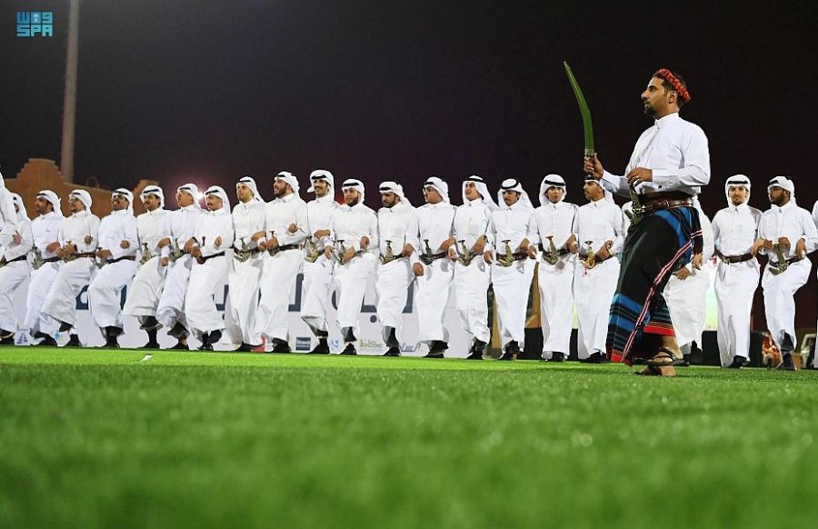 "القزوعي" لون يتصدر مشهد الأفراح بـ #ظهران_الجنوب