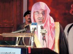 انتقال الشيخ عوض آل خماد إلى الرياض